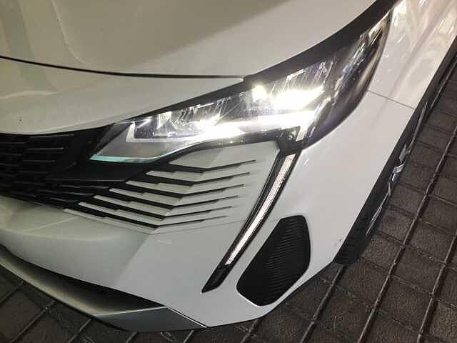 Peugeot 5008 Allure Pack 1.5 HDi 130 cv - Usata