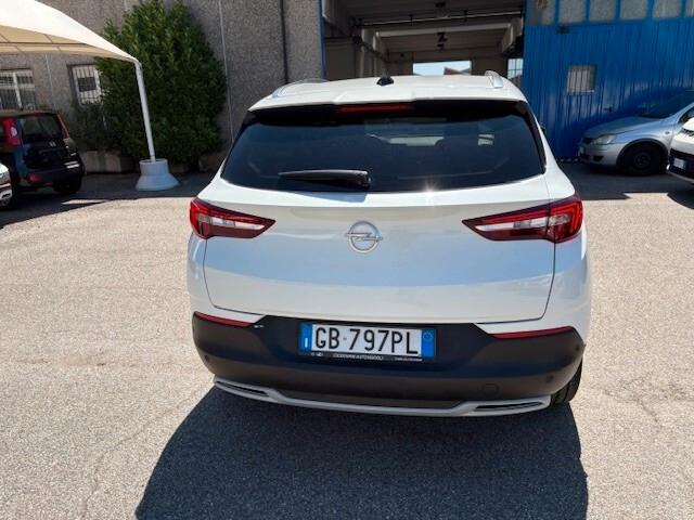 Opel Grandland X 1.6 Hybrid Plug-in aut. FWD