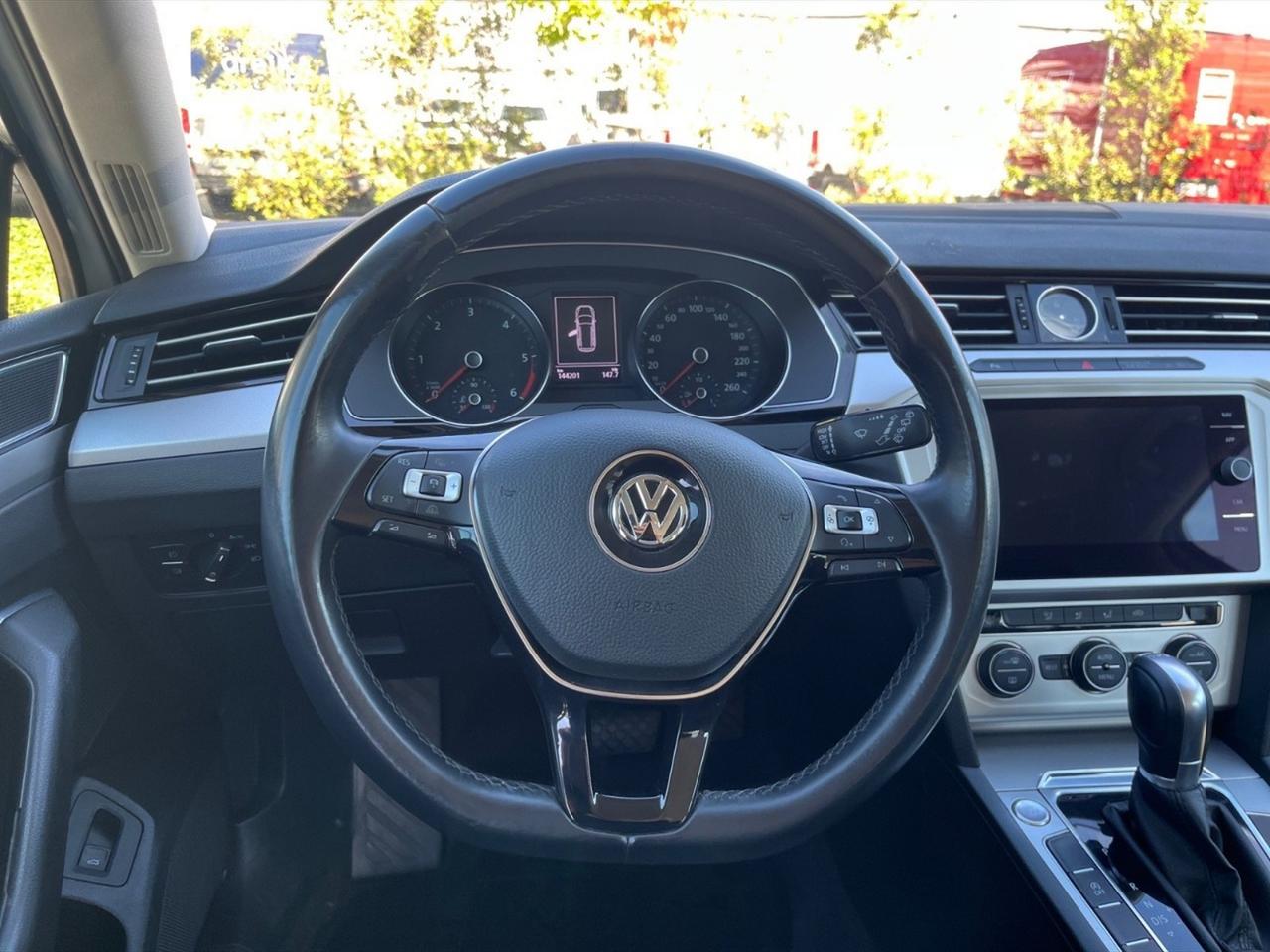 Volkswagen Passat variant 2.0 tdi comfortline 150cv dsg