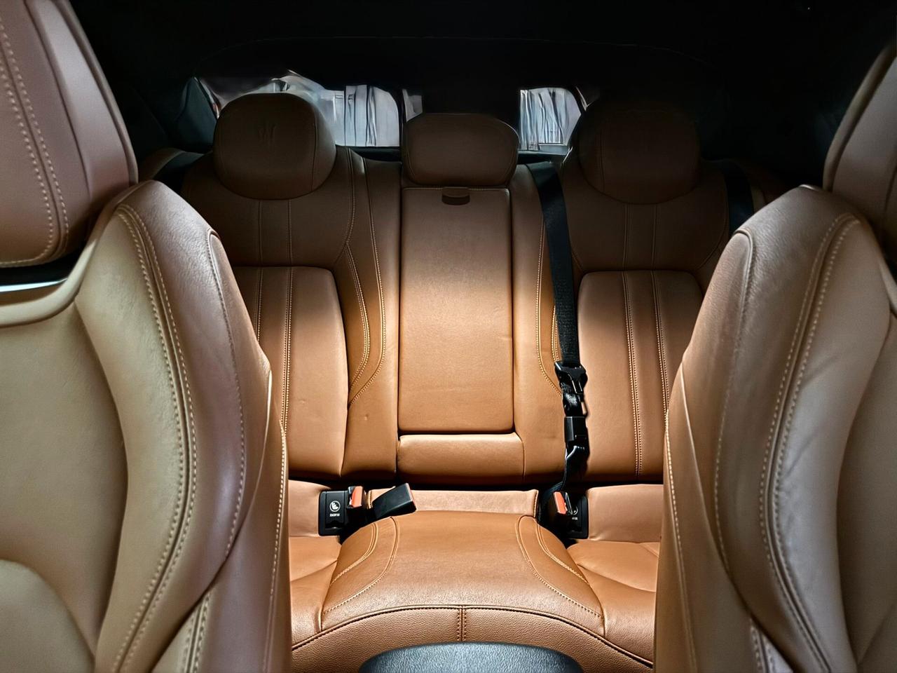 Maserati Ghibli V6 Diesel 275 CV Gransport