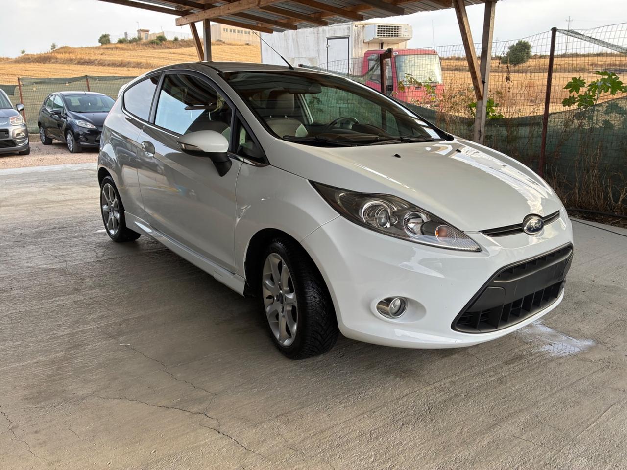 Ford Fiesta 1.6 TDCi 95CV 3p. Individual Bs.