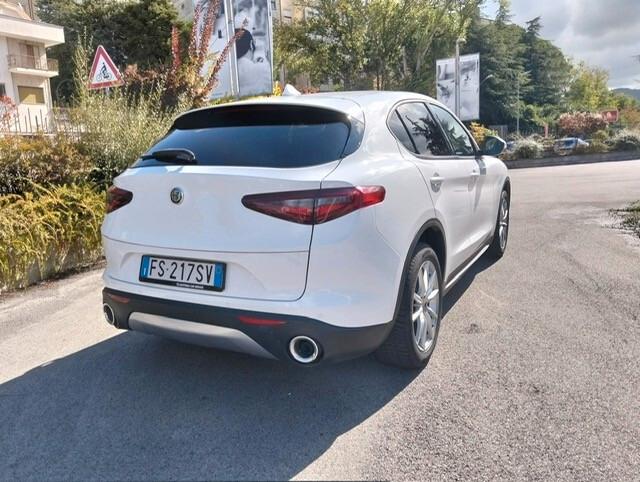 ALFA ROMEO STELVIO 2.2 TURBODIESEL 190 CV AT8 Q4 BUSINESS