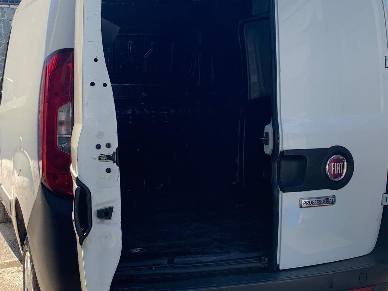 Fiat Doblo Doblò 1.6 MJT 16V 105CV Easy furgonato