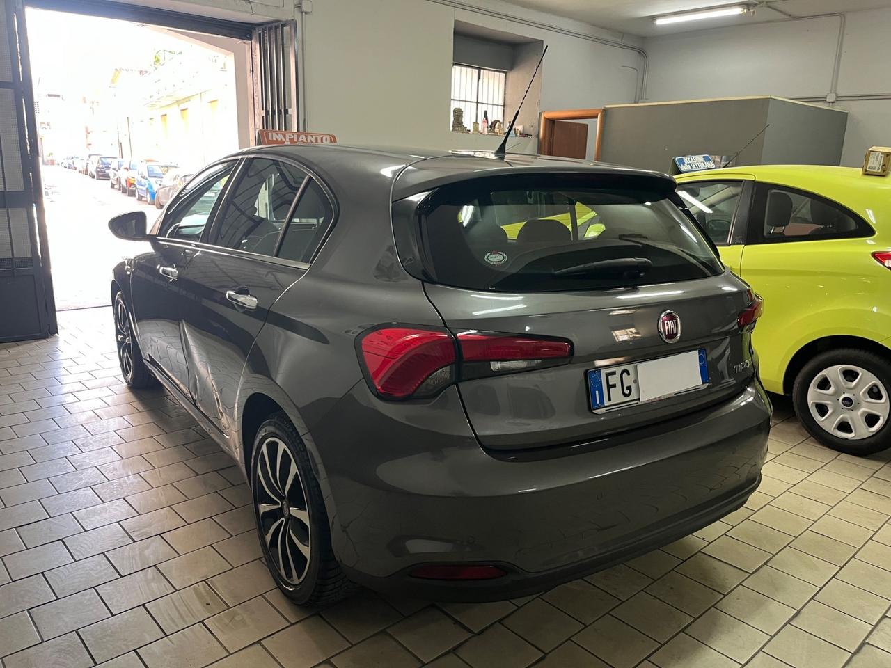 Fiat Tipo 1.4 T-Jet 120CV GPL 5 porte Lounge 2017