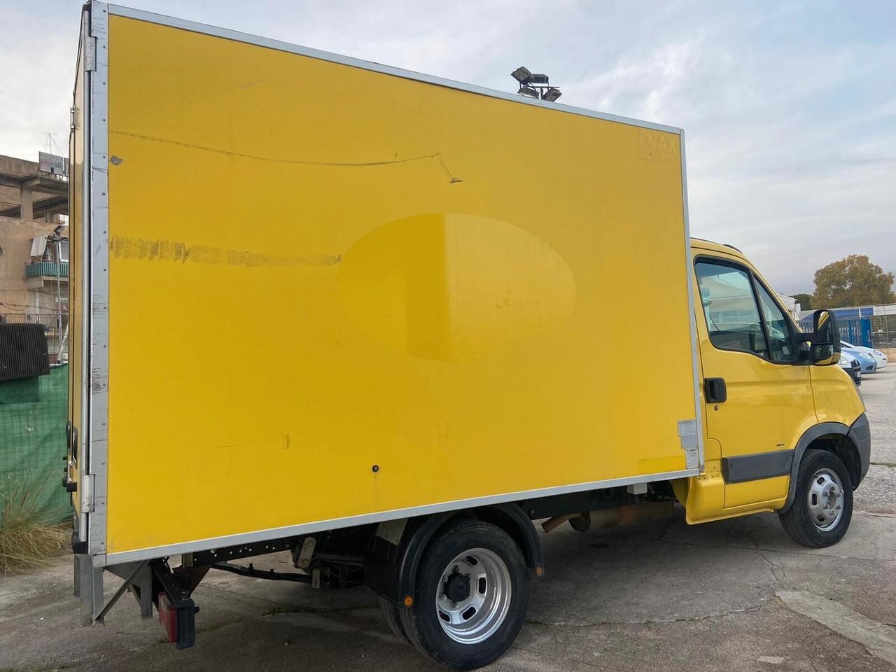 Iveco Daily 35c12 e 35c13 frigo o a telaio passo 3000