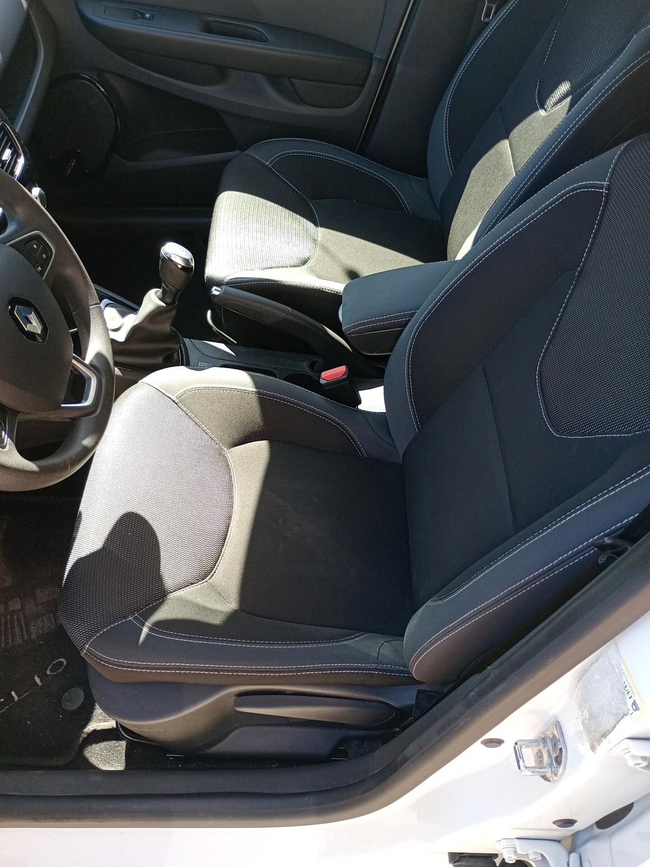 Renault Clio dCi 8V 75 CV 5 porte Duel