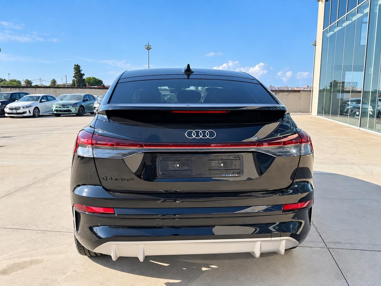 Audi Q4 SPB 40 e-tron S line edition - possibilità noleggio no scoring