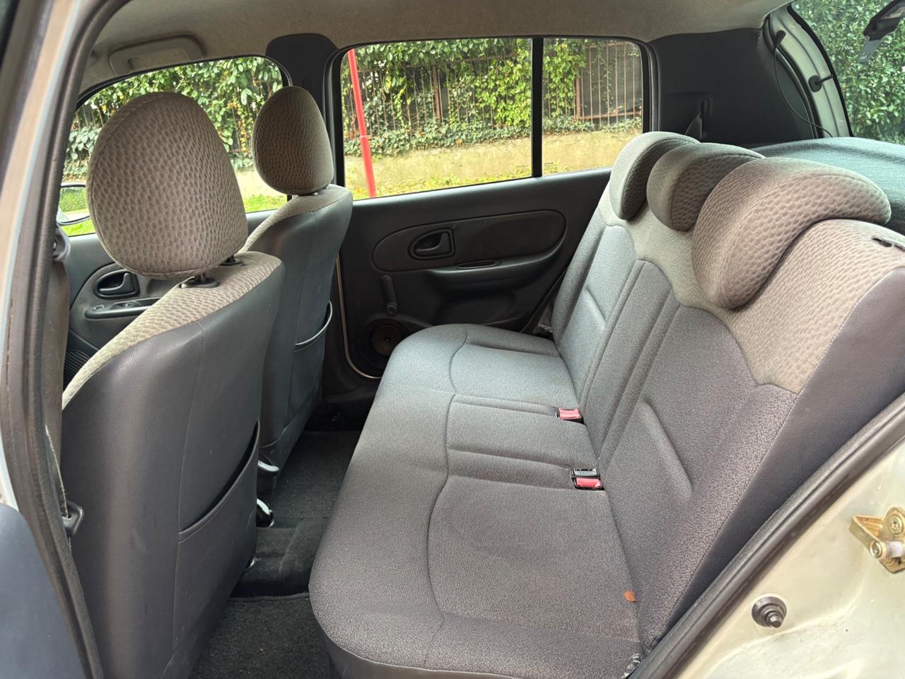 Renault Clio 1.2 cat 5 porte Confort Authentique