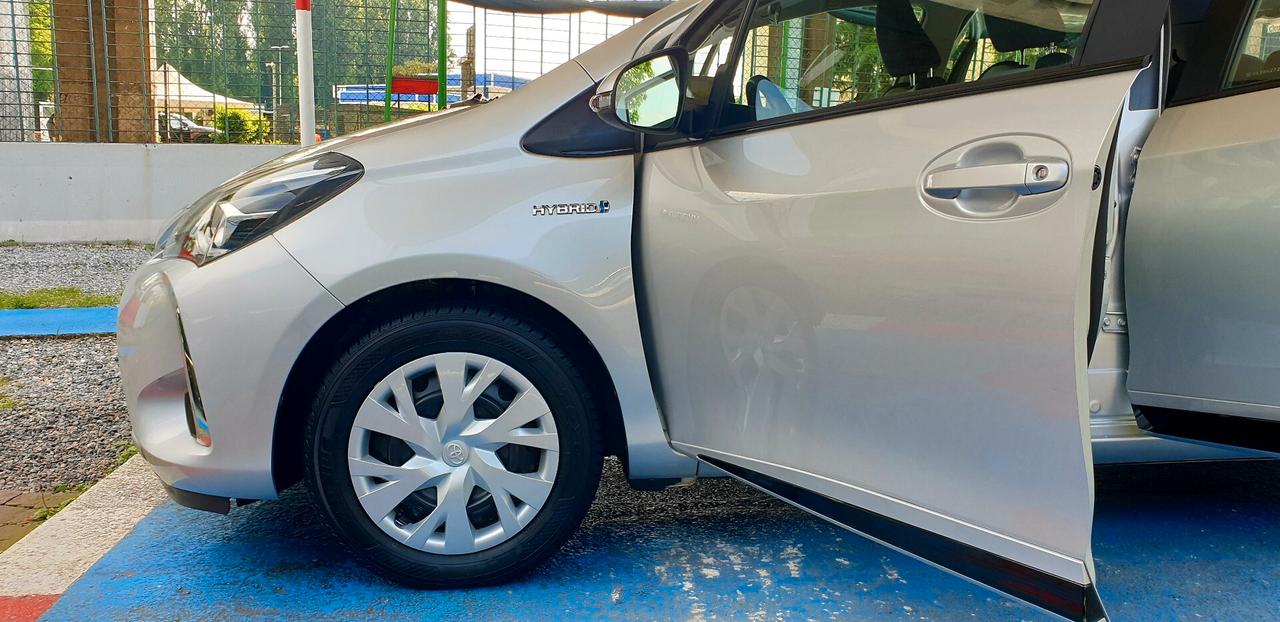 TOYOTA YARIS 1.5 BENZINA/IBRIDA PARI NUOVO 46 MILA KM