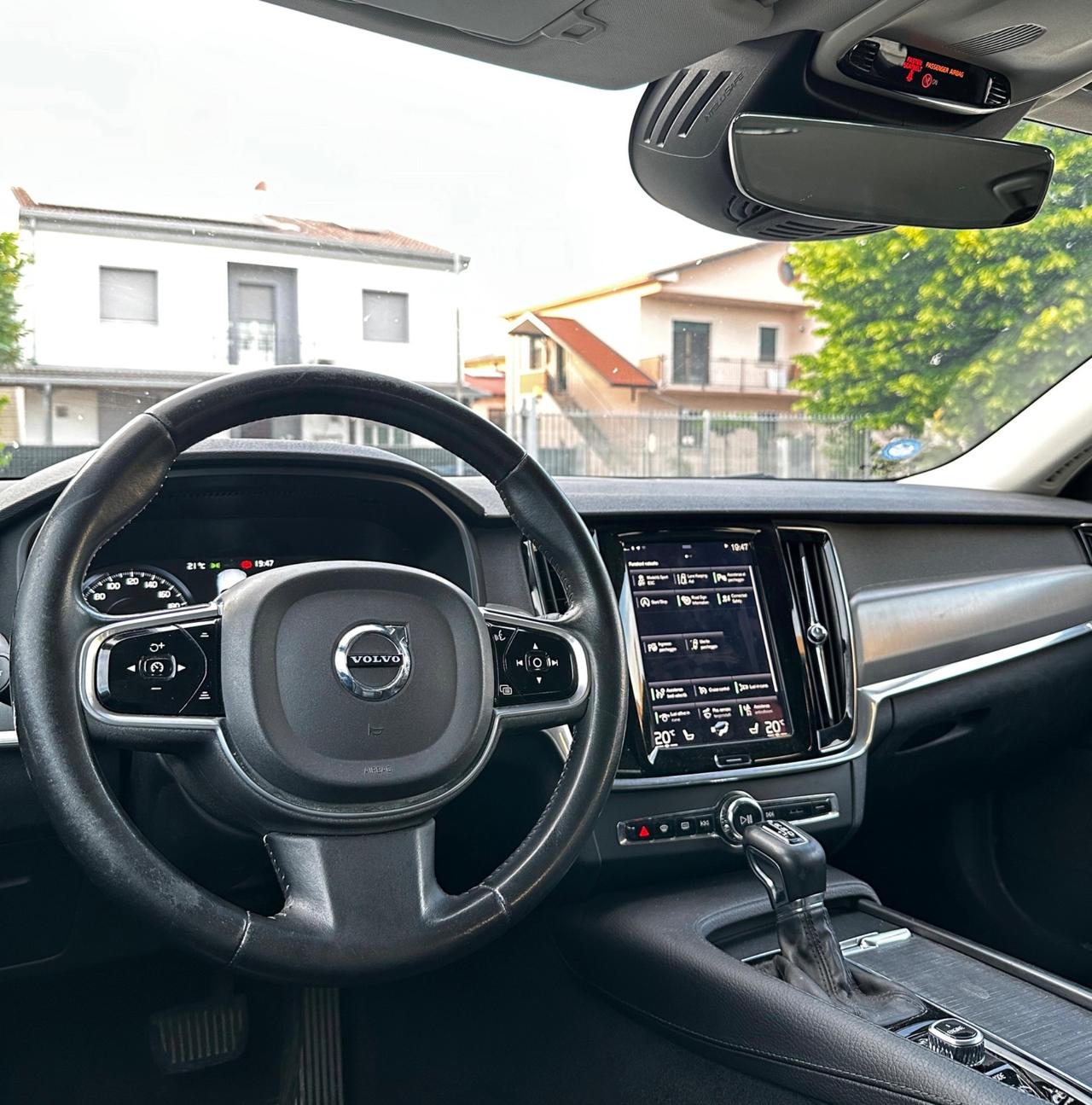 Volvo V90 D4 AWD Geartronic R-design