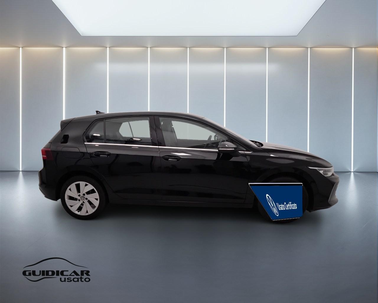 VOLKSWAGEN Golf VIII 2024 - Golf 2.0 tdi Life 150cv dsg