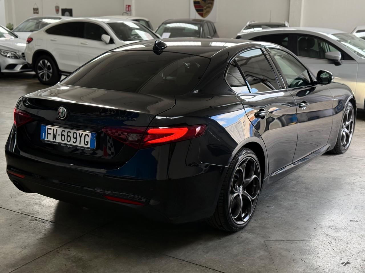 Alfa Romeo Giulia 2.2 Turbodiesel 160 CV AT8 Super