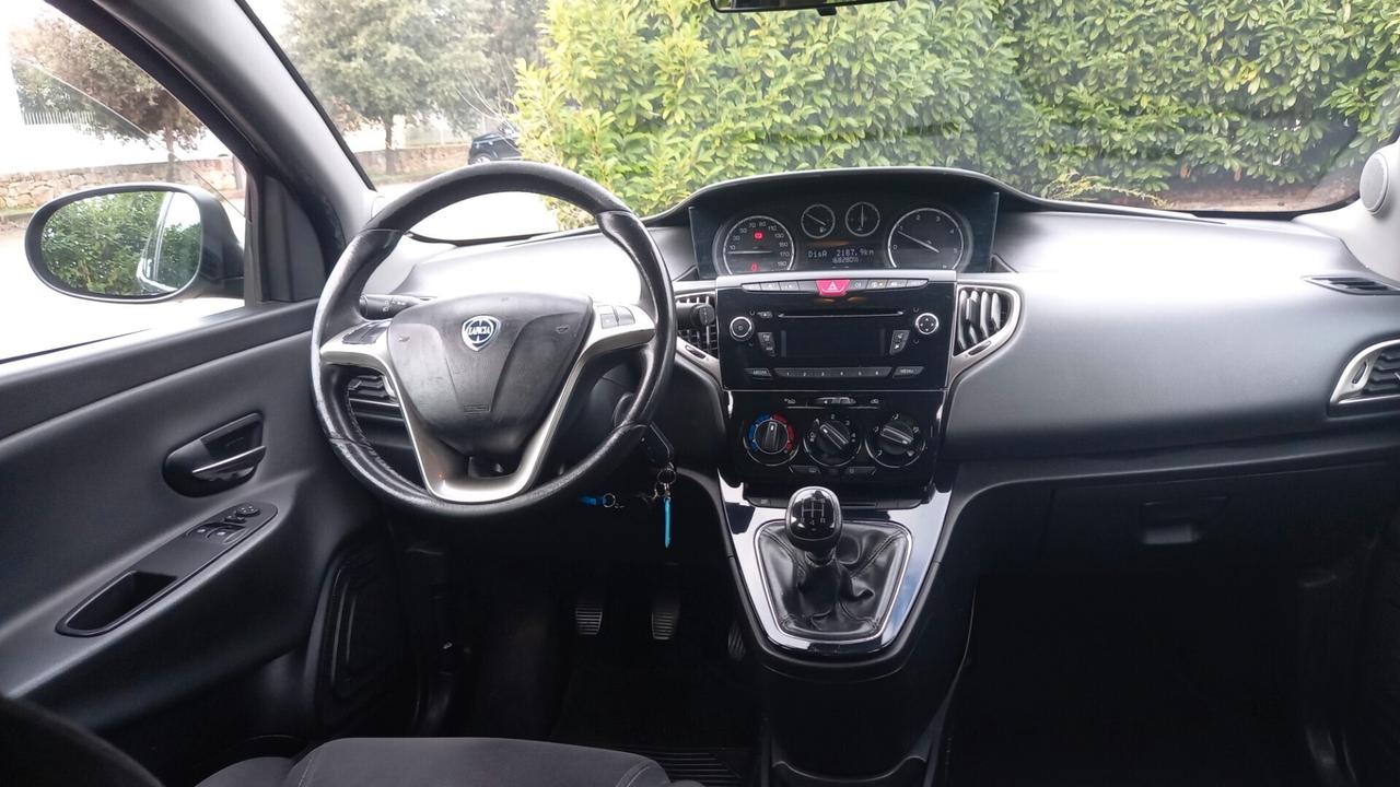 Lancia Ypsilon 1.3 MJT 16V 95 CV 5 porte S&S Elle