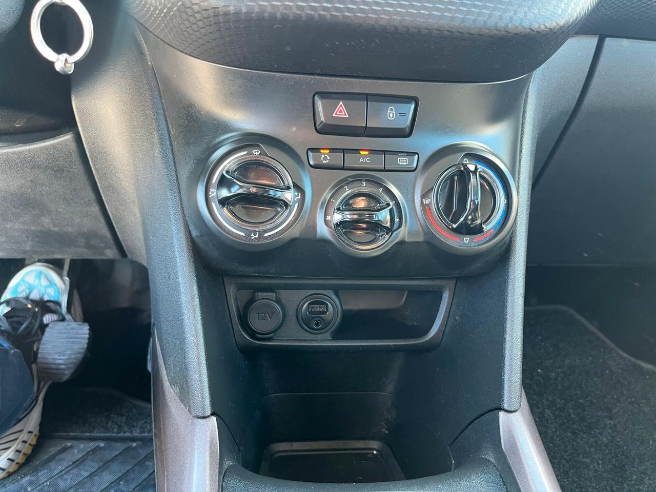 Peugeot 2008 1.6HDI BASSI CONSUMI FULL 2014