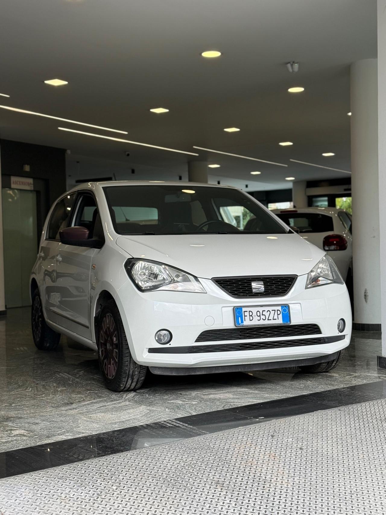 Seat Mii 1.0 68 CV 5 porte by Mango Nero Assoluto Ecofuel