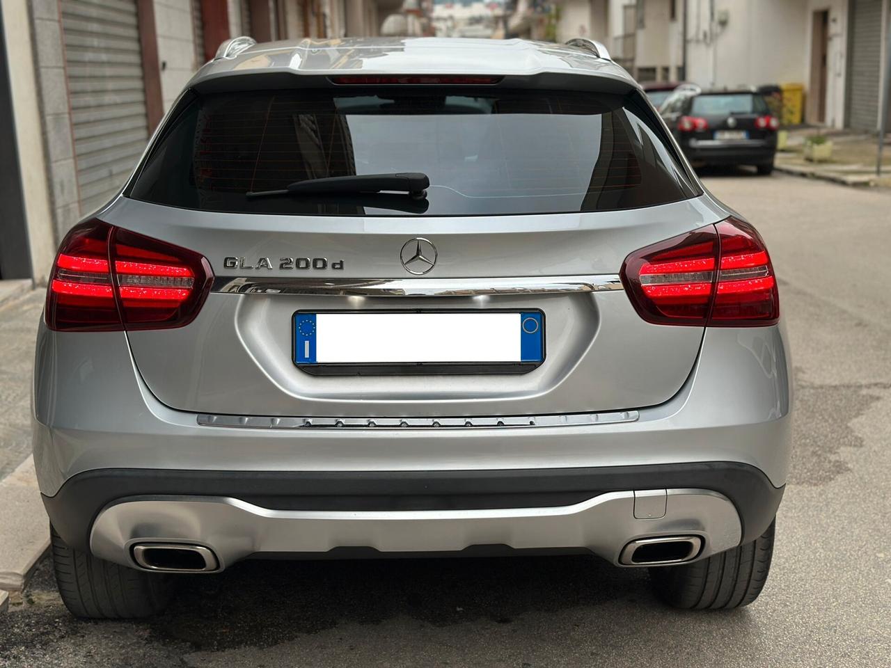 Mercedes-benz GLA 200 d Automatic Premium
