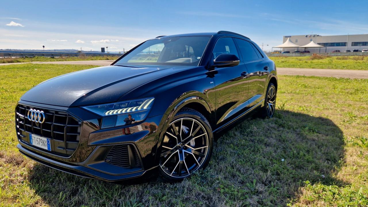 Audi Q8 50 TDI 286 CV quattro tiptronic