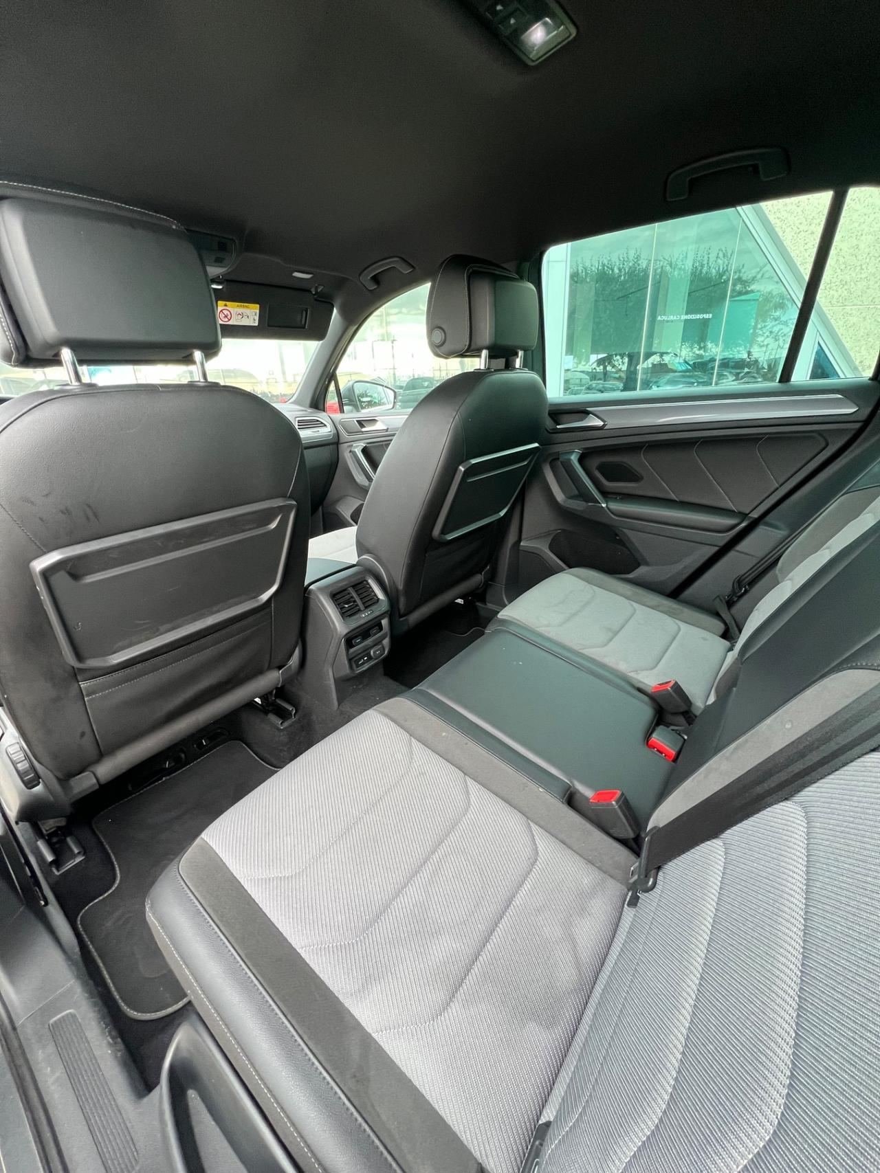 Volkswagen Tiguan 2.0 BiTDI SCR DSG 4MOTION Advanced R-Line BMT