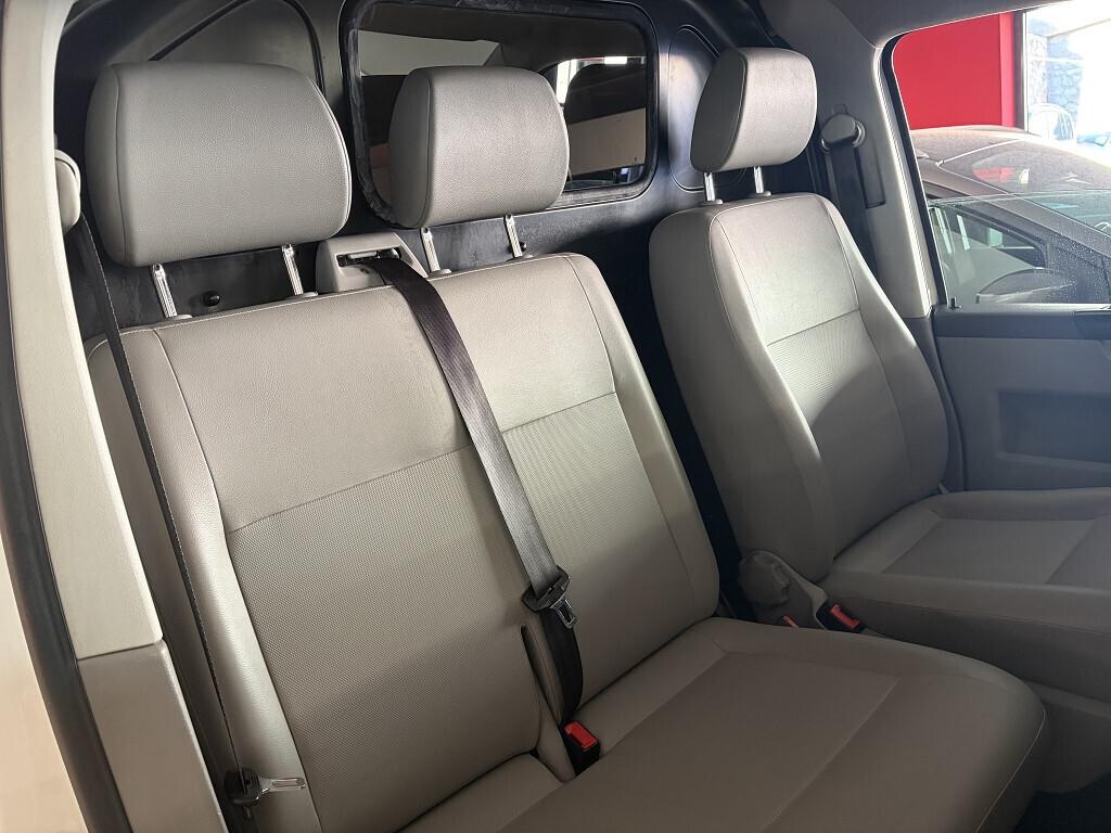 Volkswagen Transporter T5 2.0 TDI 4x4 lungo gancio