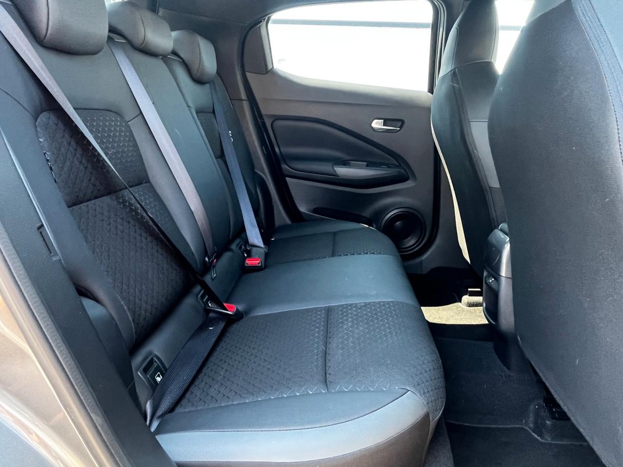 Nissan Juke 1.0 DIG-T 114 CV N-Connecta