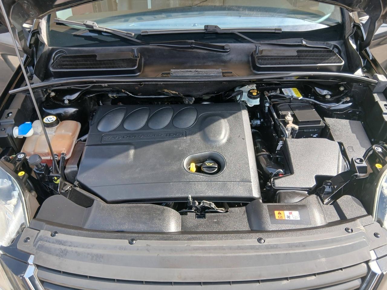 Ford Kuga 2.0 TDCi 136 CV 4WD full 10