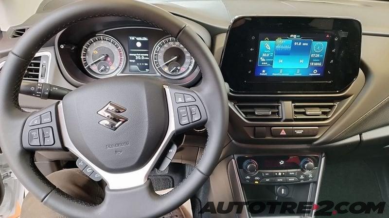 Suzuki S-Cross Hybrid