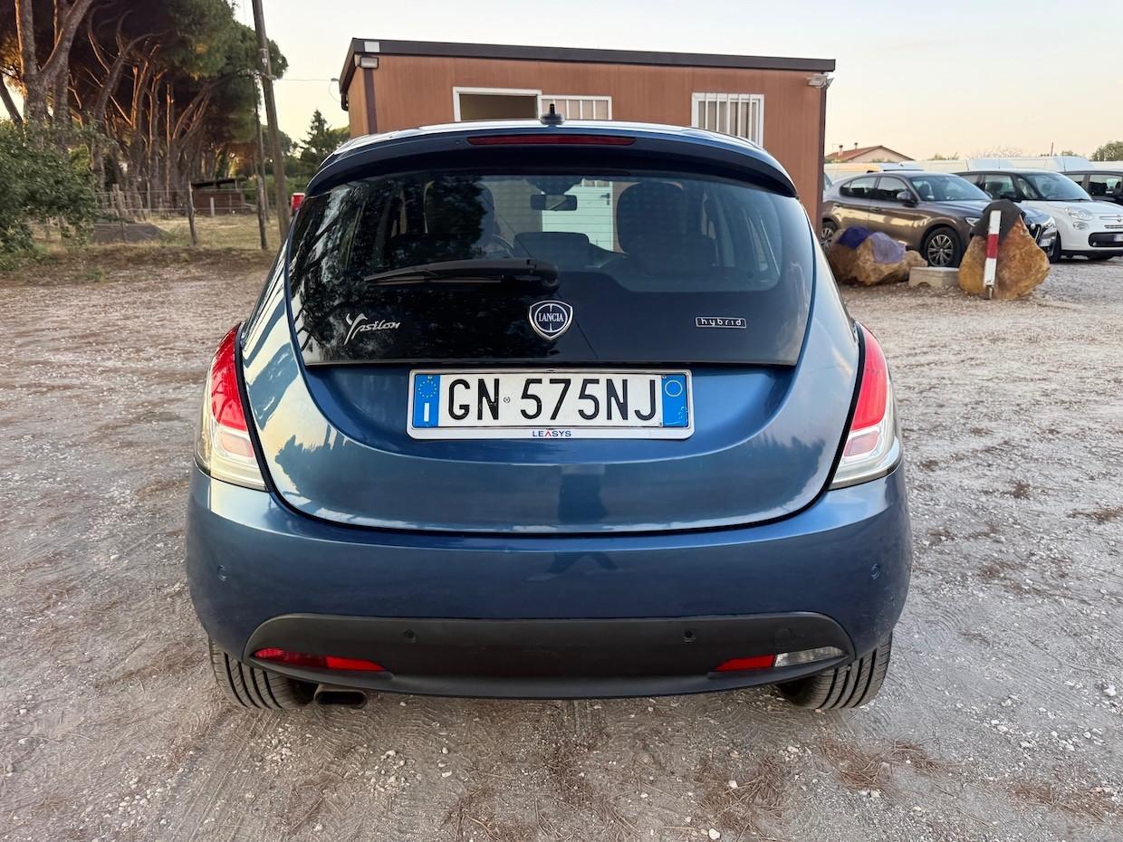Lancia Ypsilon 1.0 FireFly 5 porte S&S Hybrid