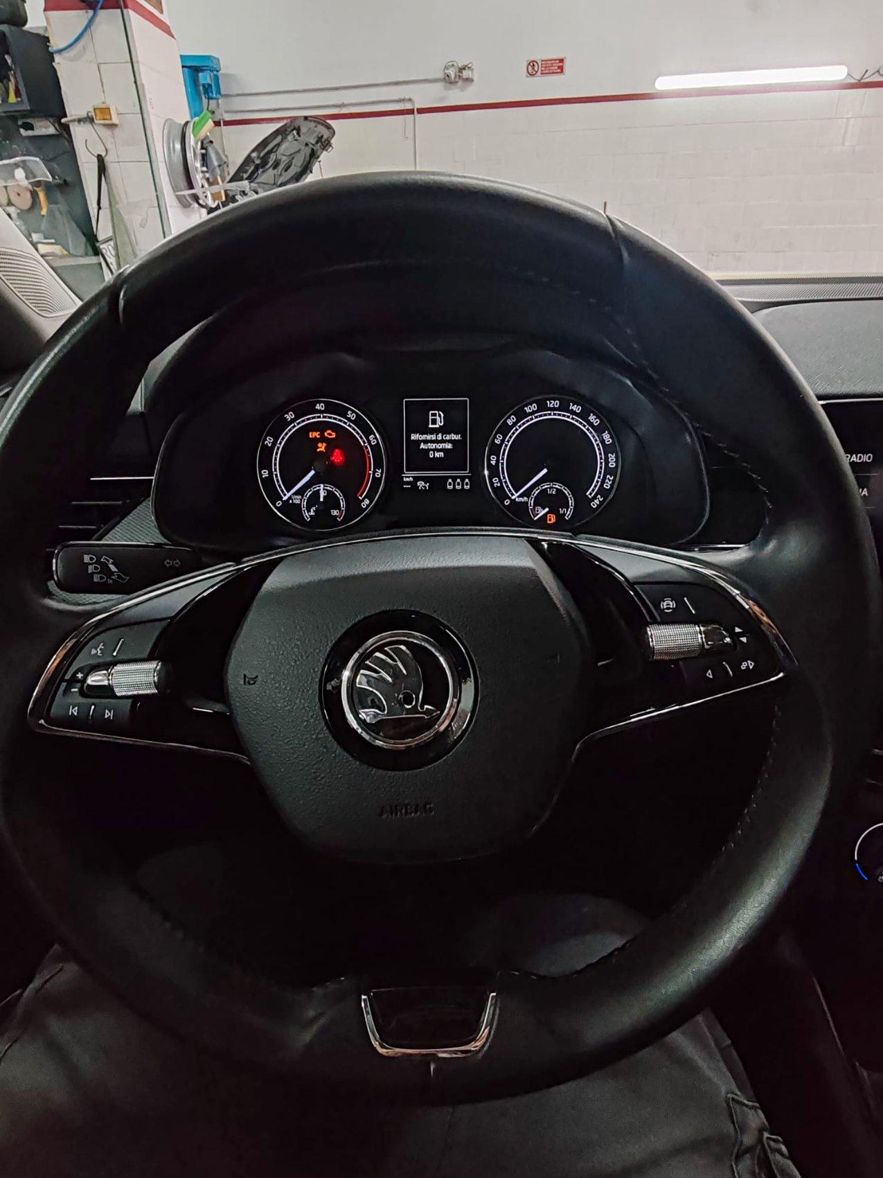 Skoda Kamiq 1.0 tsi Ambition 110cv