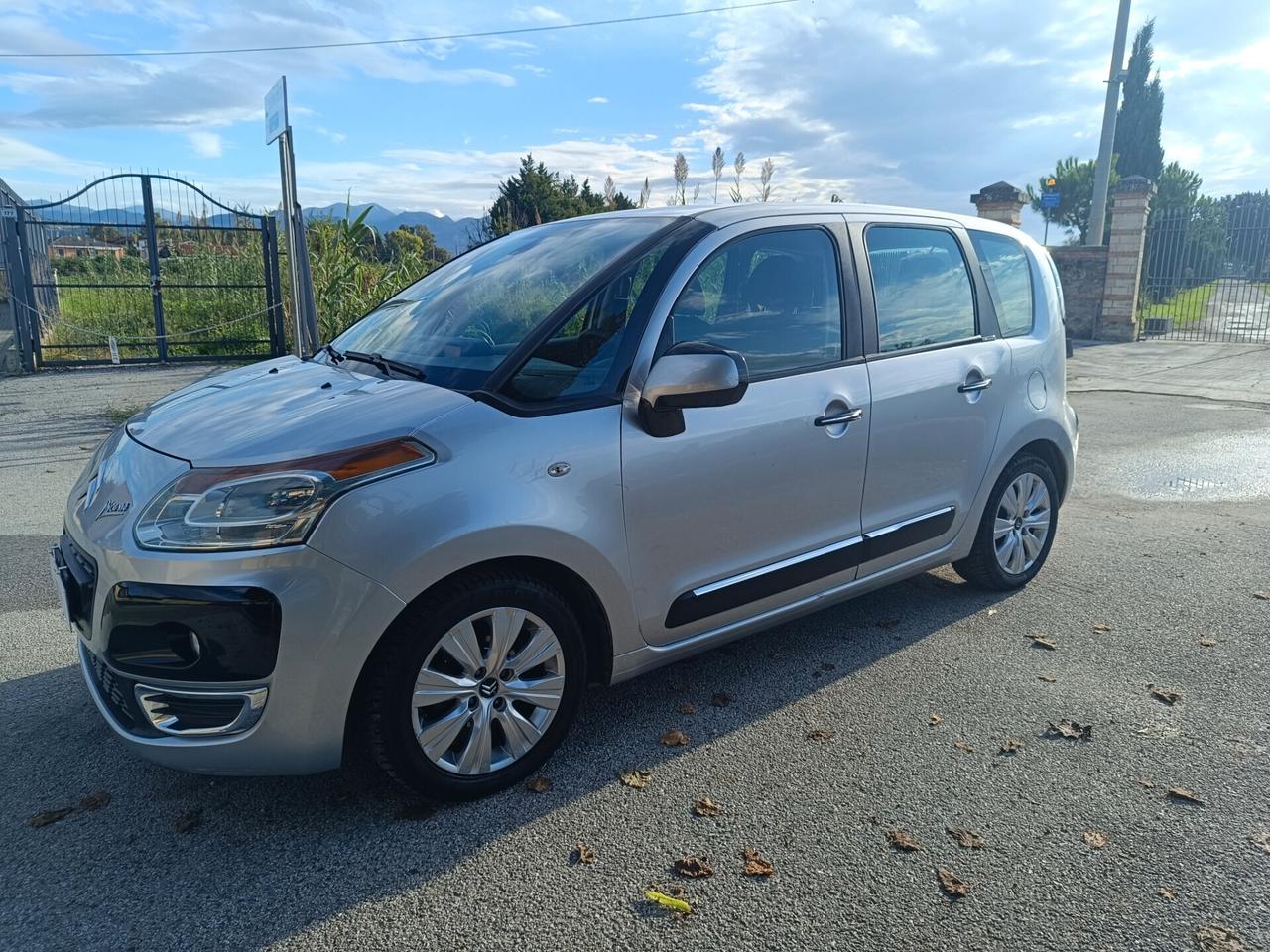 Citroen C3 Picasso 1.4 VTi 95 Exclusive Style GPL