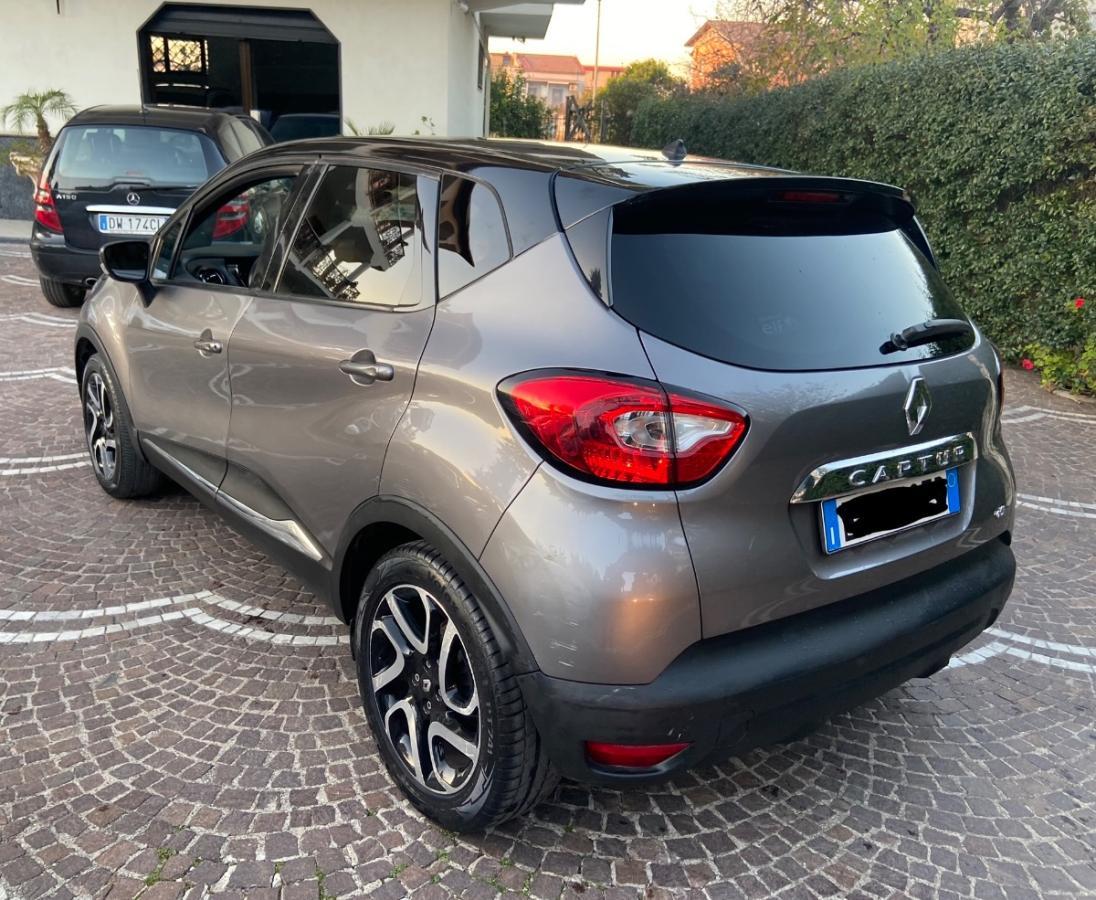 RENAULT Captur dCi 90 CV cambio automatico Energy R-Link