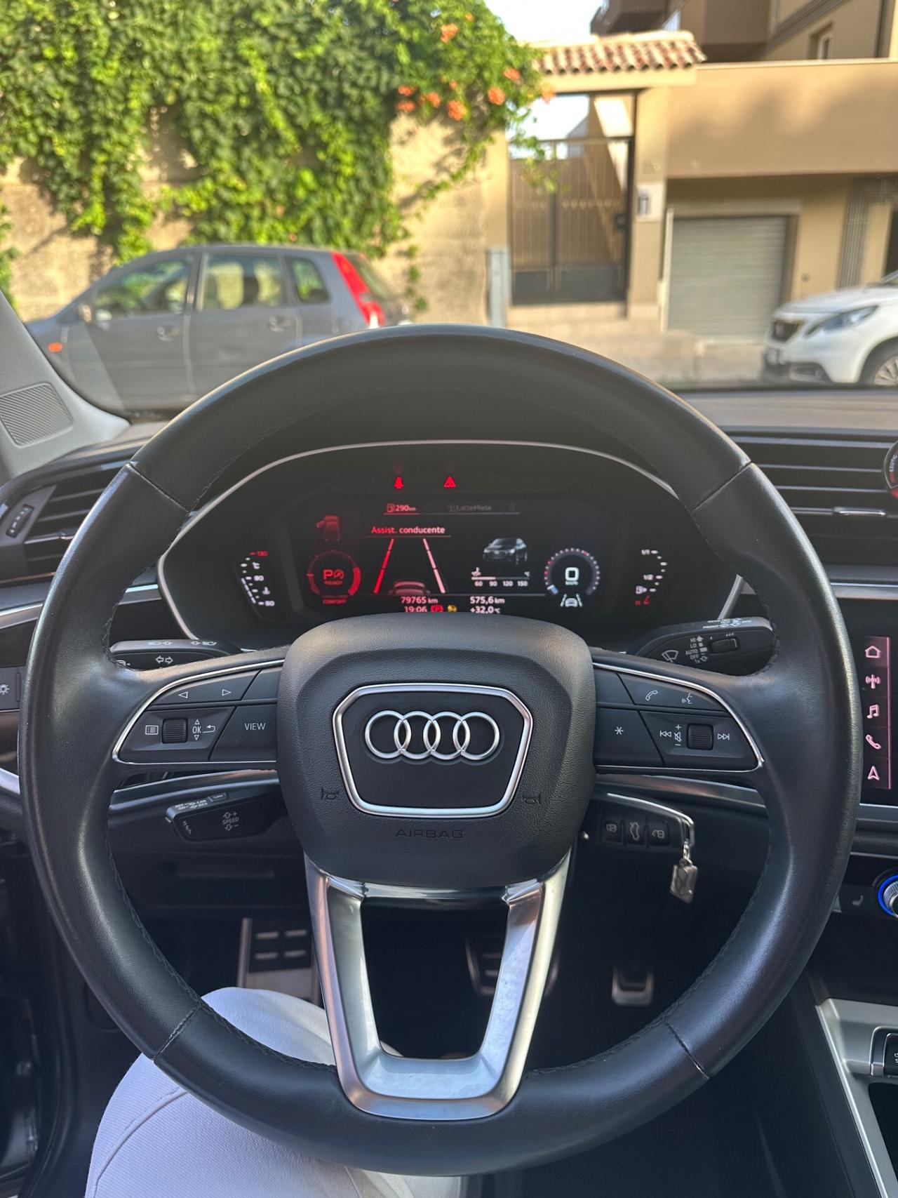 Audi Q3 35 TDI S tronic line edition