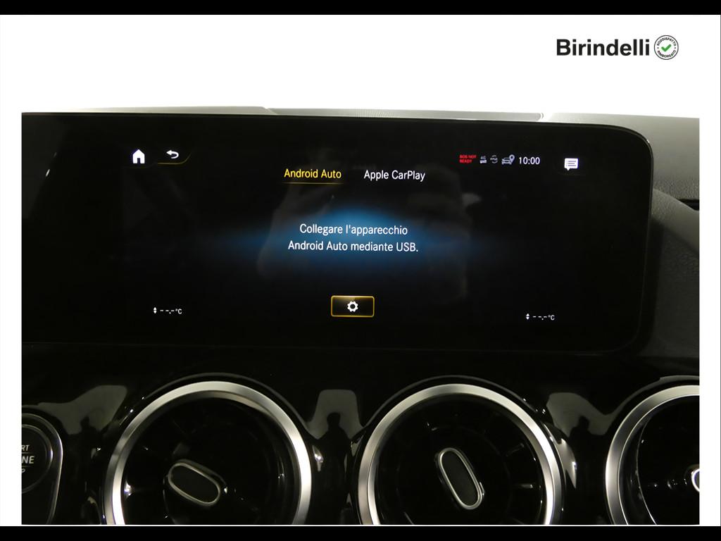 Mercedes-Benz GLA (H247) - GLA 200 d Automatic Premium