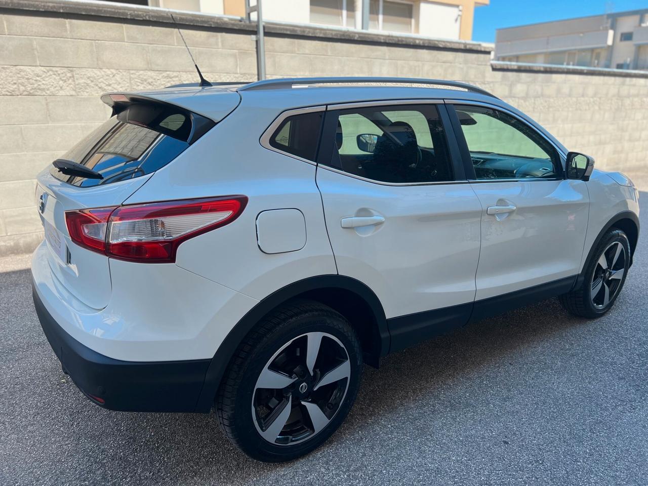 Nissan Qashqai 1.6 dci 360 4wd 130cv E6 NAVI/CAMERA/18; PERFETTA!!