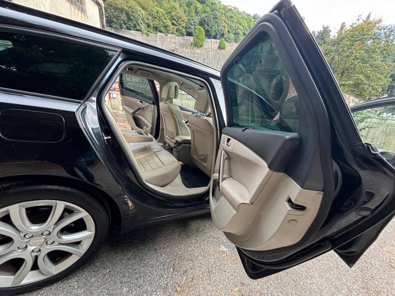 Peugeot 508 2.0 HDi 163CV SW Ciel Business