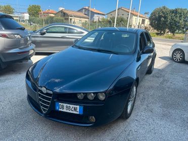 Alfa Romeo 159 1.9 JTDm Sportwagon Distinctive