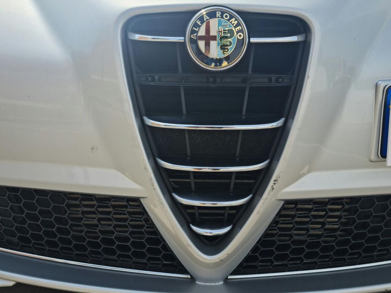 Alfa Romeo MiTo DISTINCTIVE PREMIUM #5995