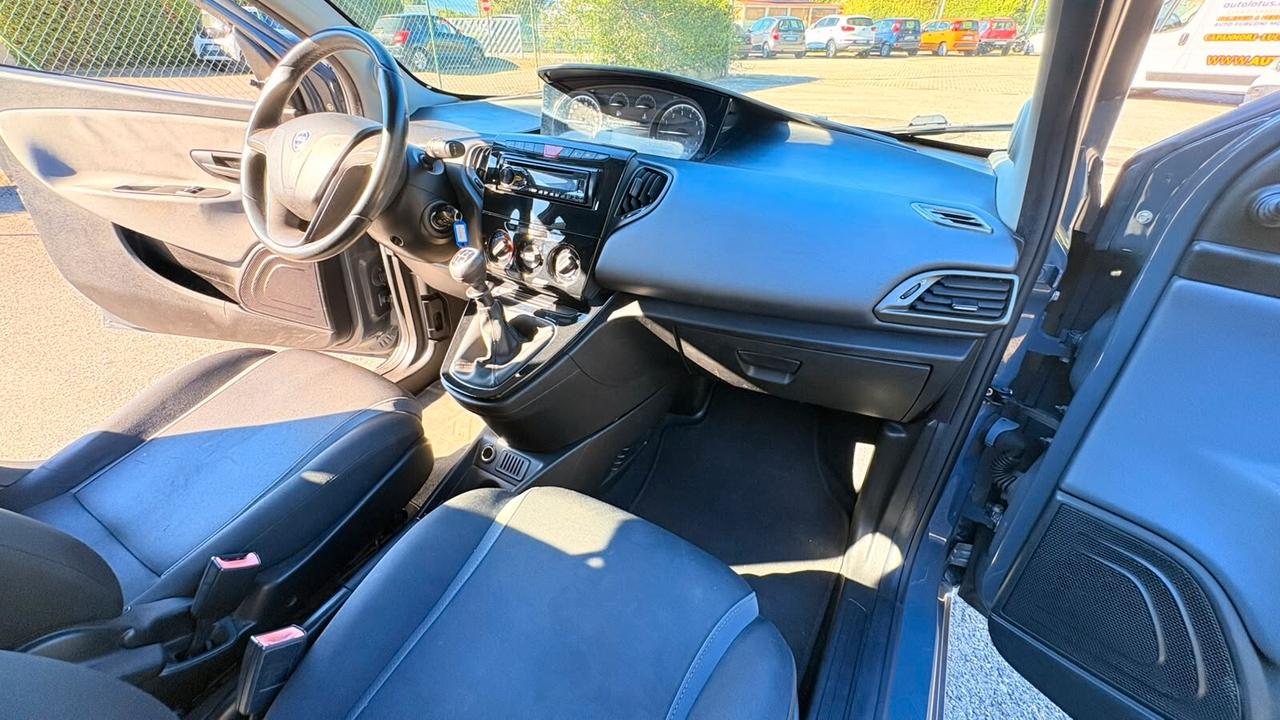 Lancia Ypsilon 1.2 69 CV 5 porte GPL Ecochic Gold