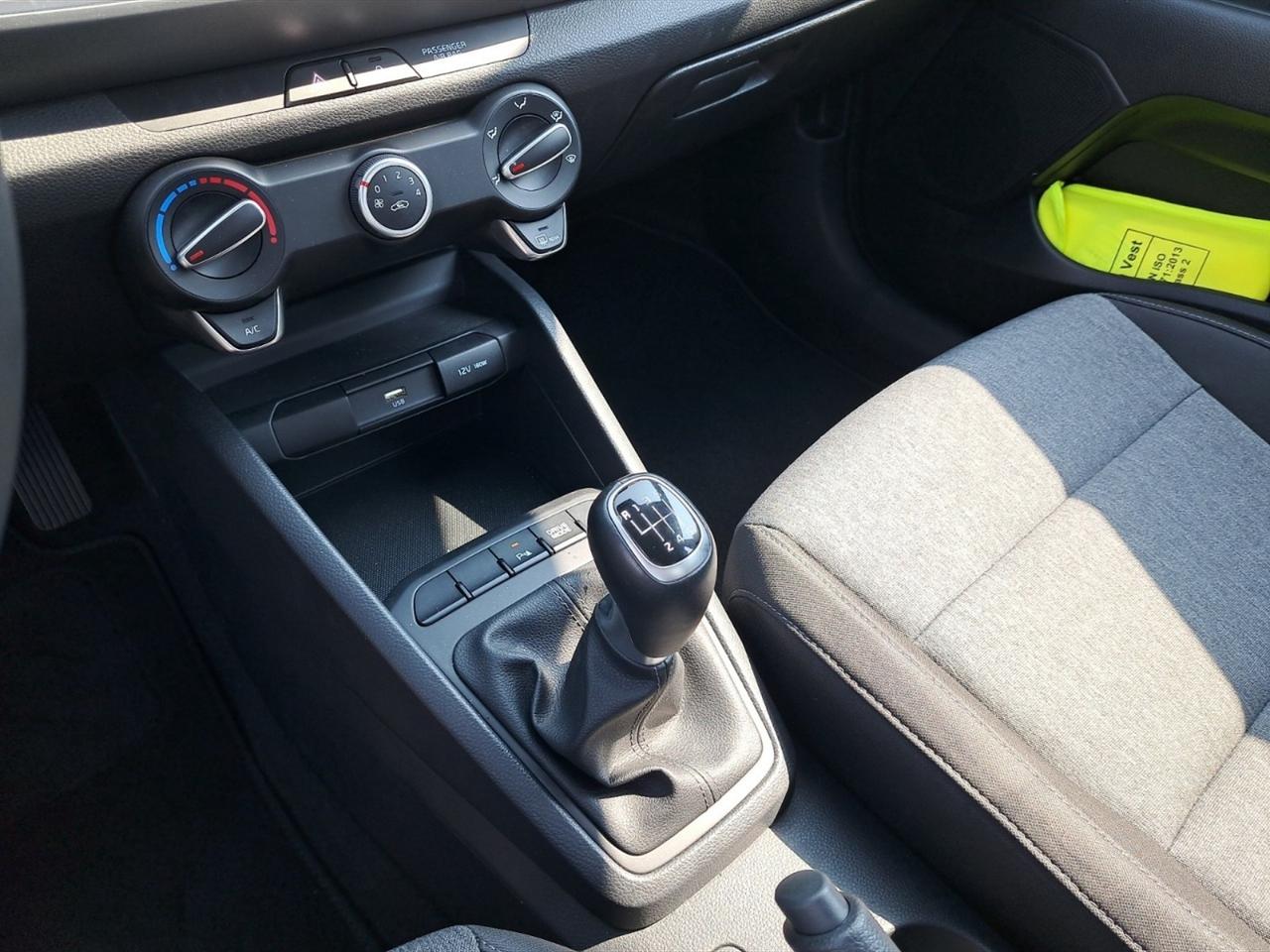 Kia Stonic 1.0 t-gdi mhev urban 100cv mt
