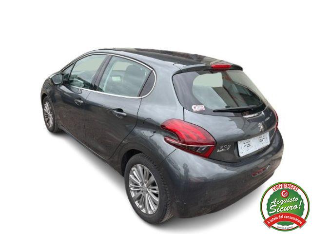 PEUGEOT 208 1° serie PureTech 82 5 porte Allure