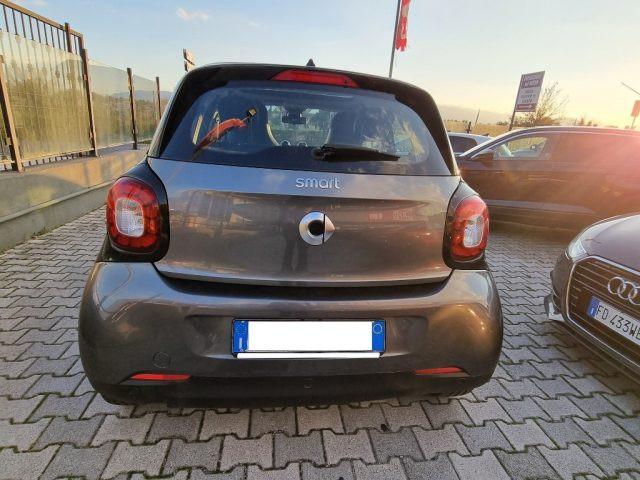SMART ForFour 70 1.0 Prime