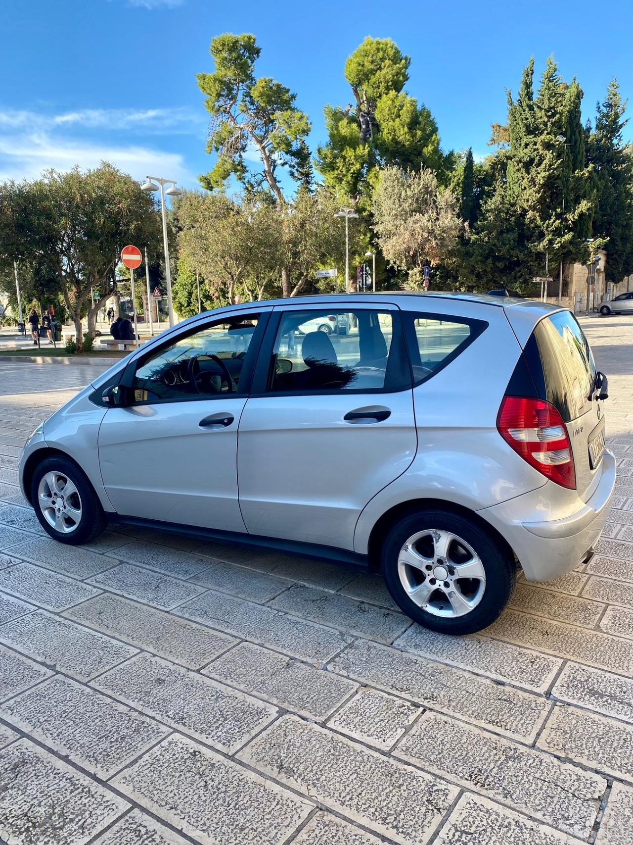Mercedes-benz A 160 CDI Classic Basic