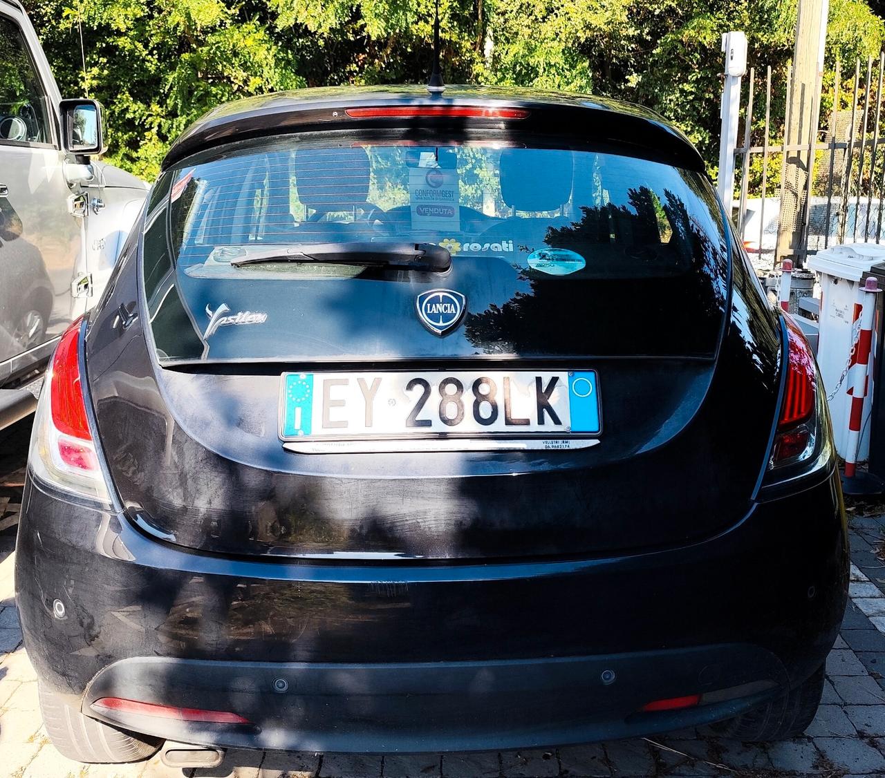 Lancia Ypsilon 1.2 69 CV 5 porte GPL Ecochic Silver