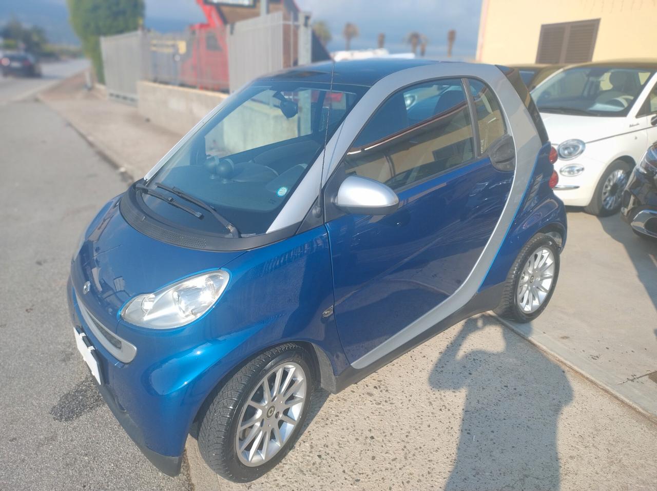 Smart ForTwo 1000 62 kW coupé passion