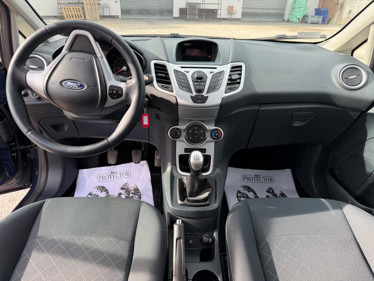 Ford Fiesta 1.4 TDCi 5p. Titanium