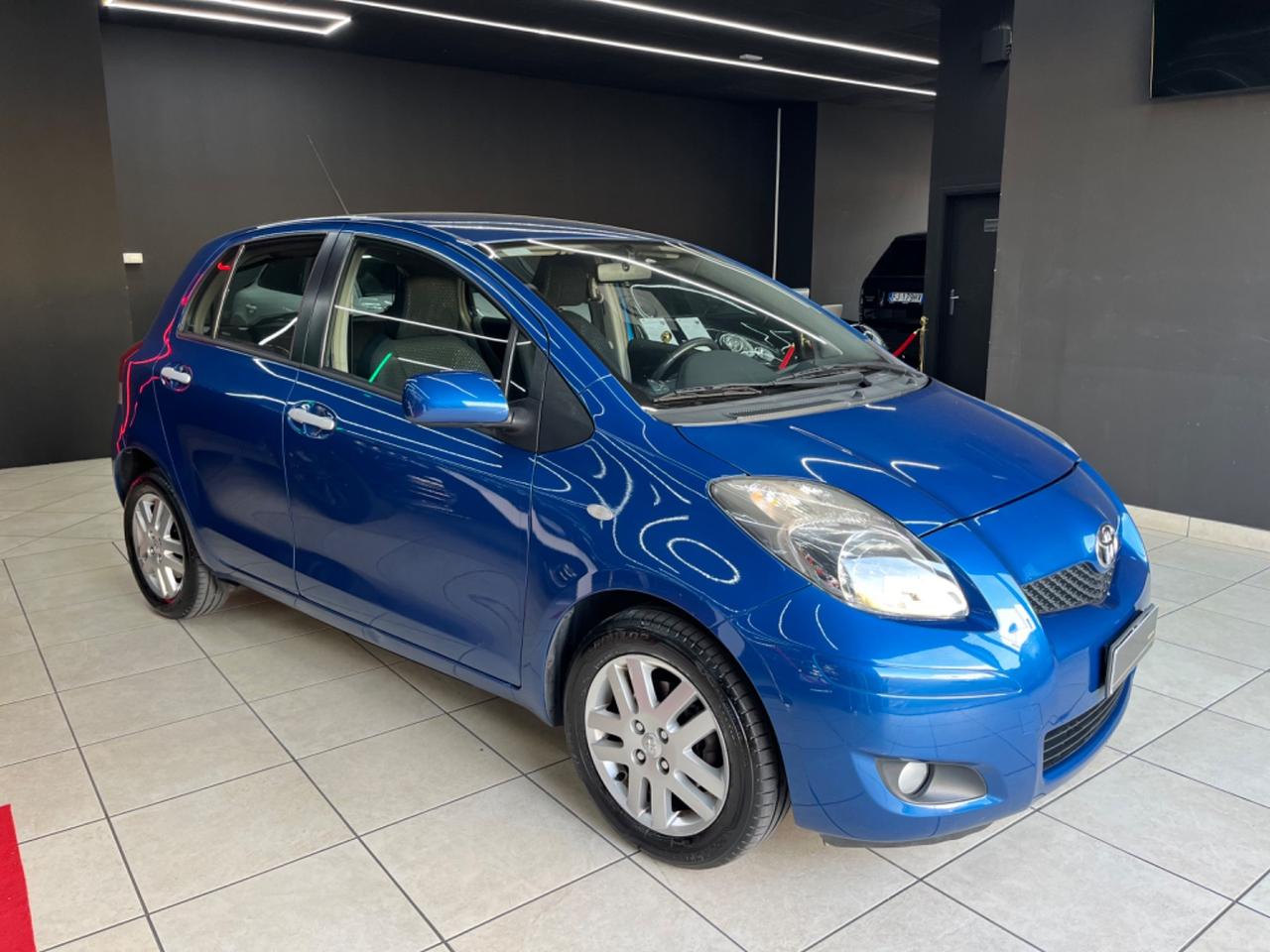 Toyota Yaris 1.3 5 porte Sol