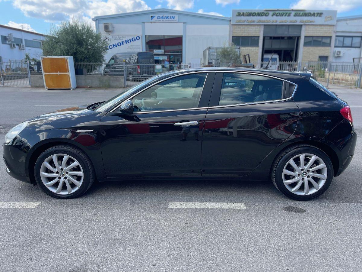 ALFA ROMEO - Giulietta - 2.0 JTDm-2 170 CV Exclusive