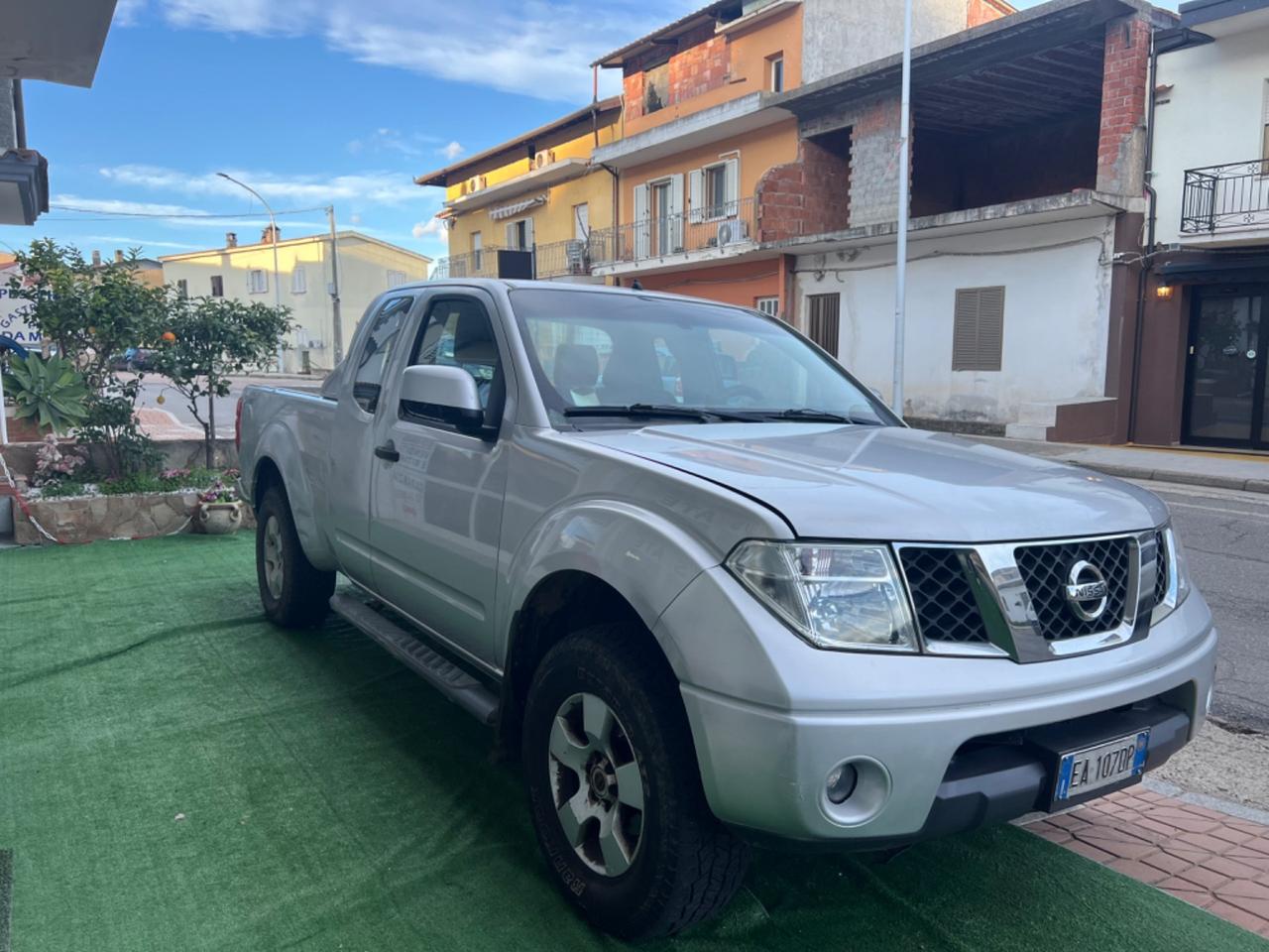 Nissan Navara 2.5 dCi 2 porte King Cab Sport