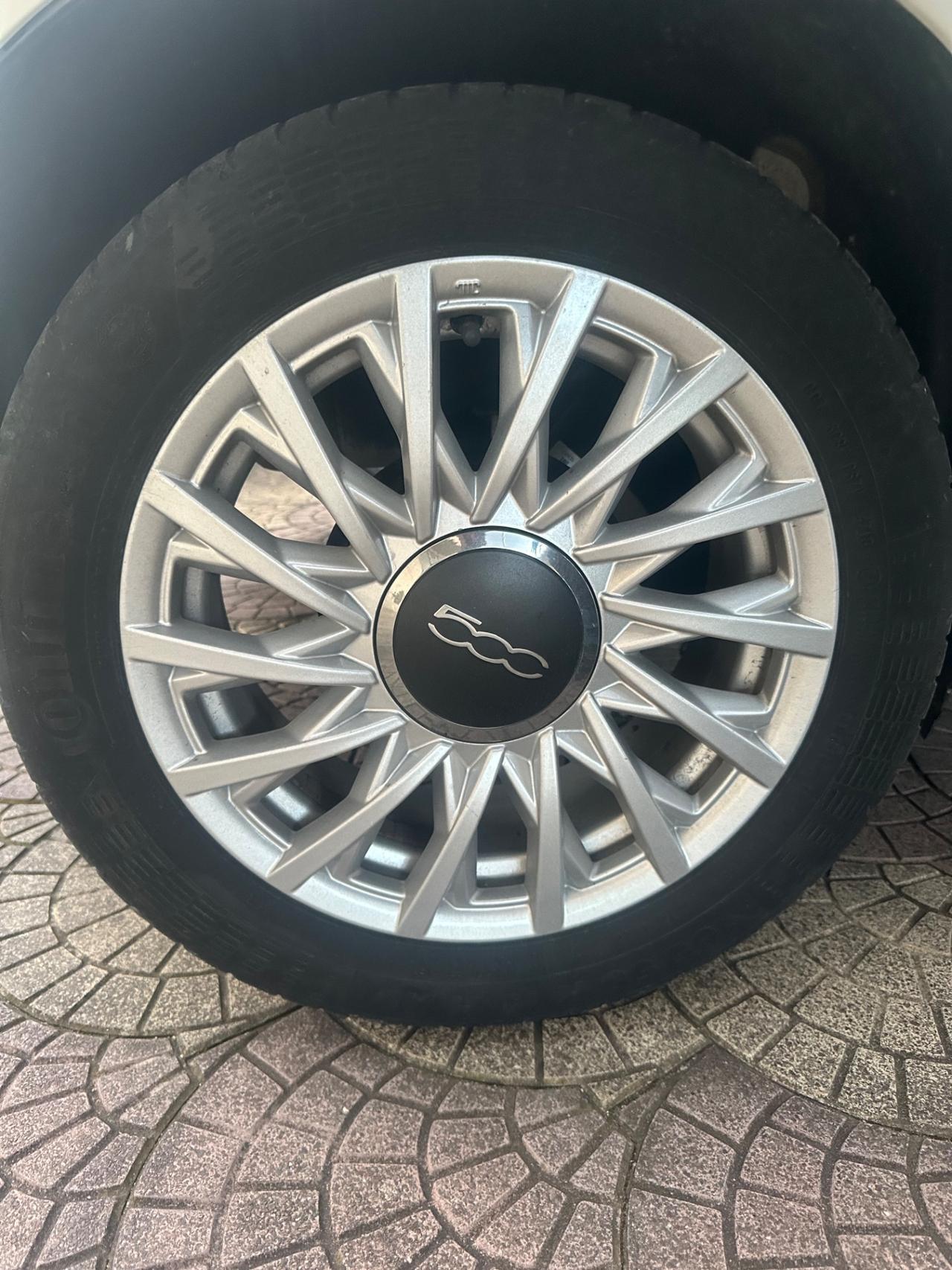 Fiat 500 1.0 Hybrid Dolcevita 51KW