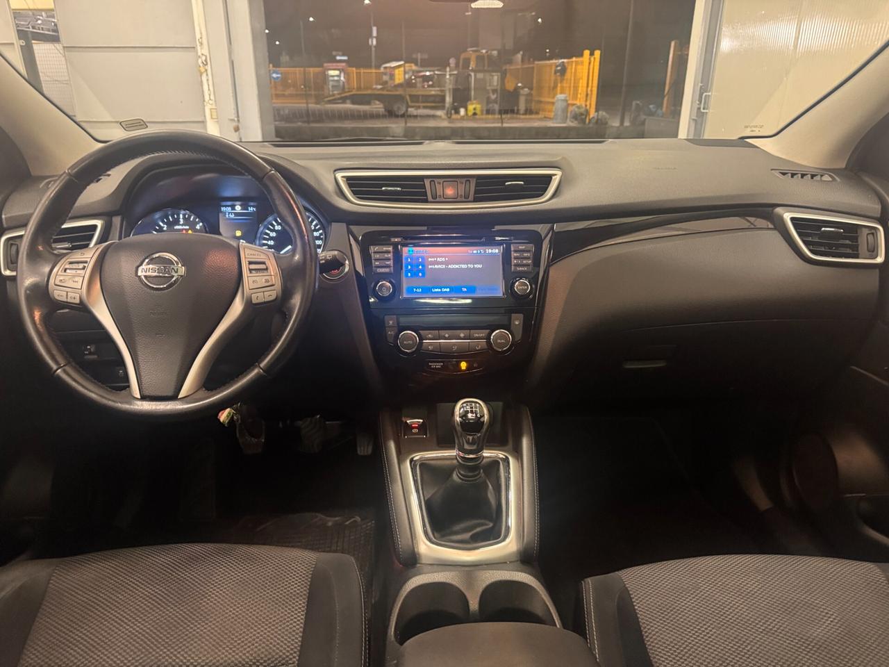 NISSAN Qashqai 1.5 dCi N-Connecta