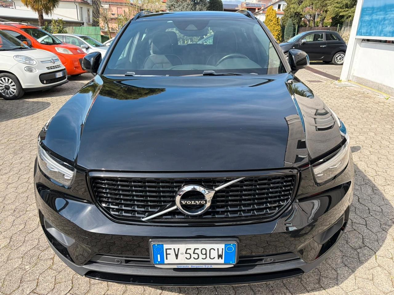 Volvo XC40 D3 Geartronic R-design*EURO6*NAVI